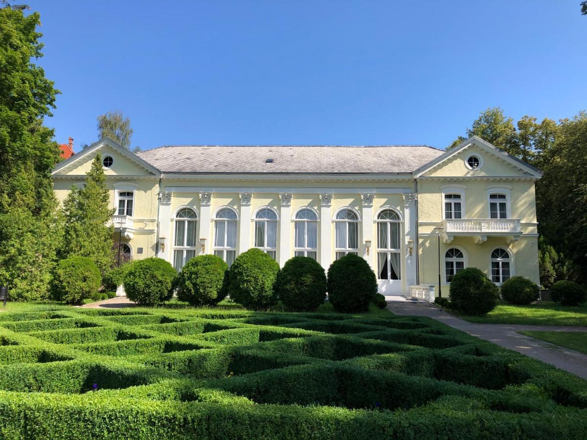 Jodla I Modrzew Appartement Jelenia Góra Buitenkant foto