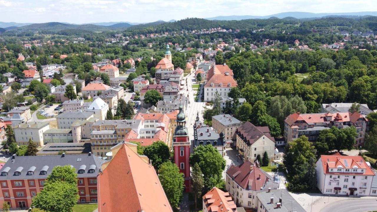 Jodla I Modrzew Appartement Jelenia Góra Buitenkant foto